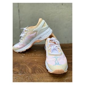 NEW WITHOUT TAGS asics shoes